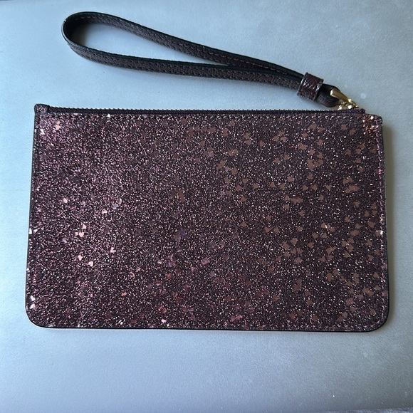 Coach - Small Wristlet with Glitter Heart Printed Oxblood Red F22705 - Used ONCE - Picture 3 of 5